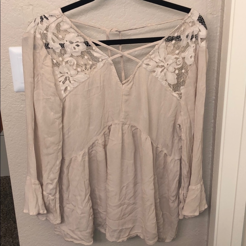 American Eagle Cream lace blouse